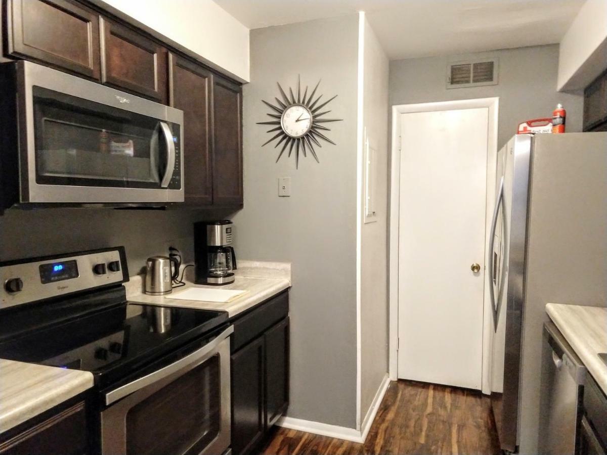 Delightful Townhome - Central Raleigh Location Dış mekan fotoğraf